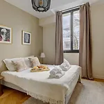 Apartment Triomphe - A *