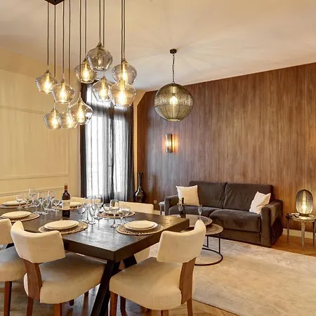 Triomphe - A * Paris