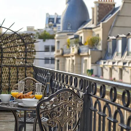 Triomphe - A * Paris