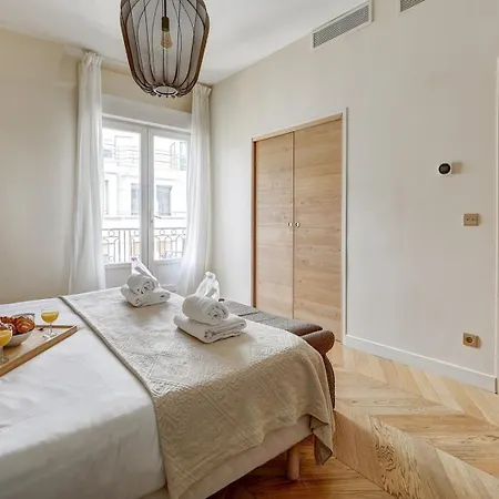 Triomphe - A Appartement
