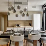 Triomphe - A Apartment *